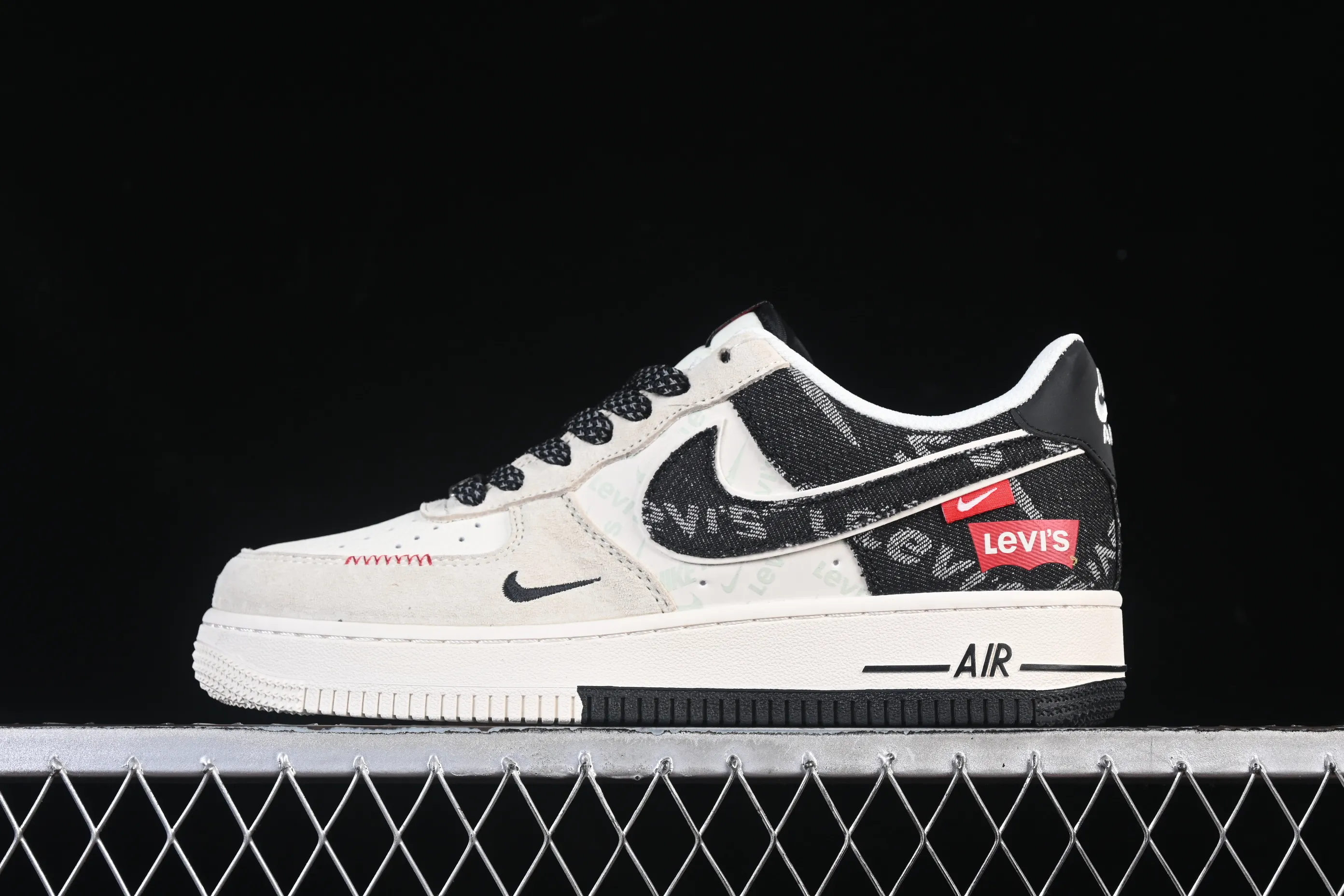 All categories Nk Air Force 1 Air Force series Nk Air Force 1 Low Air Force low-top Nike Air Force 1'07 Low Levi's joint beige black woven label Air Force 1 low-top casual sneakers MZ9588-800